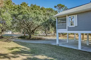 140 Craig St, Carrabelle, FL 32322 - Photo 32