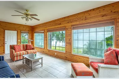 79 S Bay Shore Dr, Eastpoint, FL 32328 - Photo 22