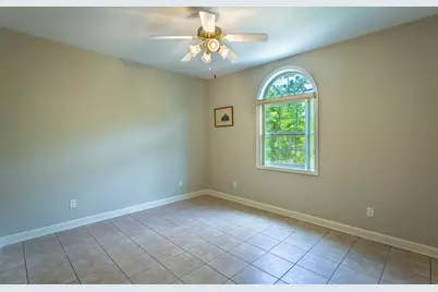 79 S Bay Shore Dr, Eastpoint, FL 32328 - Photo 8