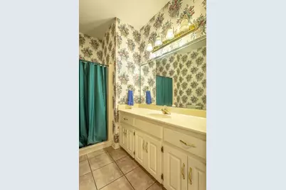 79 S Bay Shore Dr, Eastpoint, FL 32328 - Photo 10