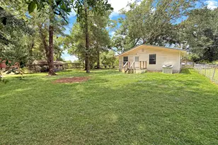 370 S Duck Ave, Wewahitchka, FL 32465 - Photo 12