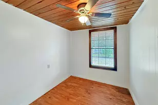 370 S Duck Ave, Wewahitchka, FL 32465 - Photo 20