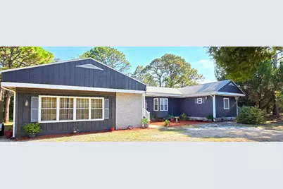 184 N Bay Shore Dr, Eastpoint, FL 32328 - Photo 1