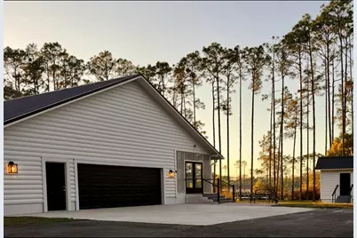 15 White Way, Carrabelle, FL 32322 - Photo 2