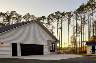 15 White Wy, Carrabelle, FL 32322 - Photo 2