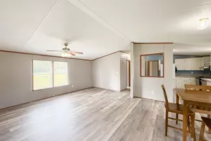 280 Hurd St, Wewahitchka, FL 32465 - Photo 8