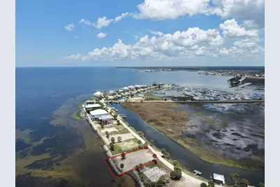 22205 Gulf View Dr, Perry, FL 32348 - Photo 4