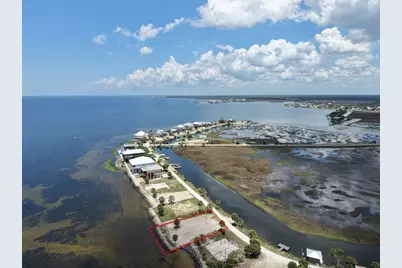 22205 Gulf View Dr, Perry, FL 32348 - Photo 2