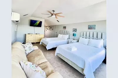773 W Gorrie Dr, Saint George Island, FL 32328 - Photo 14