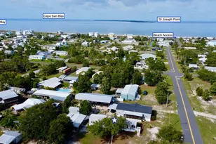 338 Selma St, Port Saint Joe, FL 32456 - Photo 2