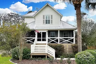 802 Marvin Ave, Port Saint Joe, FL 32456 - Photo 1