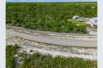 251 Ridgecrest Pkwy, Eastpoint, FL 32328 - Photo 8