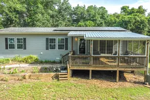 129 Franklin St, Carrabelle, FL 32322 - Photo 1