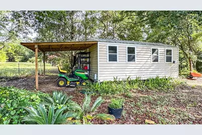 129 Franklin St, Carrabelle, FL 32322 - Photo 4