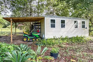 129 Franklin St, Carrabelle, FL 32322 - Photo 4