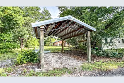 129 Franklin St, Carrabelle, FL 32322 - Photo 4