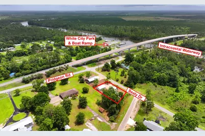 167 Sealy Dr, Wewahitchka, FL 32465 - Photo 2