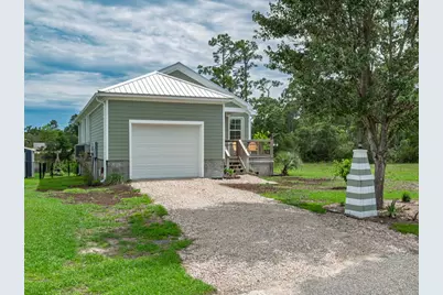 272 Lake McKissack Ln, Carrabelle, FL 32322 - Photo 2