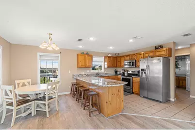 141 Pineda St, Port Saint Joe, FL 32456 - Photo 10