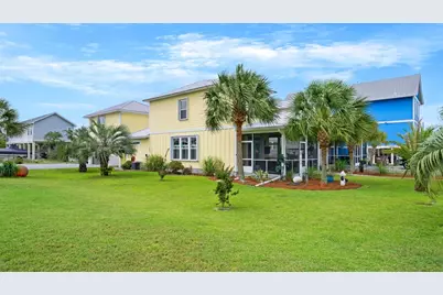 140 Ponce De Leon St, Port Saint Joe, FL 32456 - Photo 2