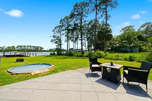 427 River Rd, Carrabelle, FL 32322 - Photo 8