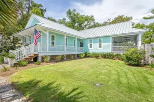 121 14th St, Apalachicola, FL 32320 - Photo 46