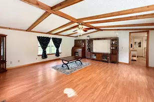125 Ridgecrest Ln, Wewahitchka, FL 32465 - Photo 2