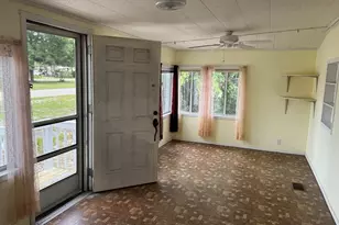 505 NW 3rd St, Carrabelle, FL 32322 - Photo 8