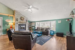605 10th St, Port Saint Joe, FL 32456 - Photo 14