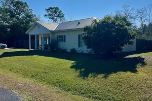 303 Angela Ct, Wewahitchka, FL 32465 - Photo 4