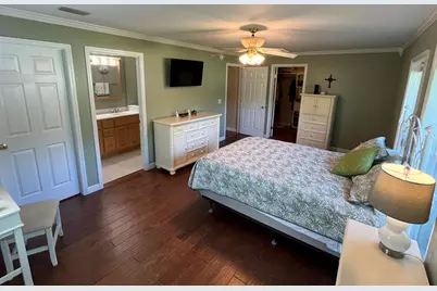 9 Apalachee St, Apalachicola, FL 32320 - Photo 16