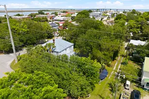 128 4th St, Apalachicola, FL 32320 - Photo 96