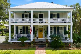 128 4th St, Apalachicola, FL 32320 - Photo 94