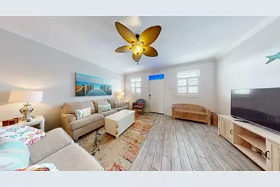 105 S 38th St, Mexico Beach, FL 32456 - Photo 4