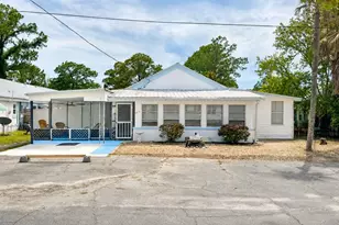 121 Parker Ave, Lanark Village, FL 32323 - Photo 1