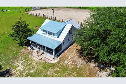 111 Bayberry Dr, Wewahitchka, FL 32465 - Photo 2
