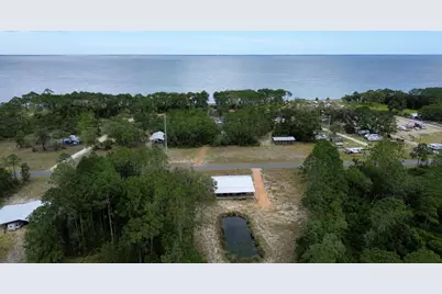 979 Cc Land Rd, Eastpoint, FL 32328 - Photo 6