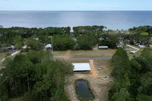 979 C C Land Rd, Eastpoint, FL 32328 - Photo 6