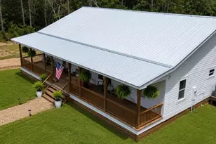 979 C C Land Rd, Eastpoint, FL 32328 - Photo 2