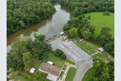 205 Riverview Dr, Wewahitchka, FL 32465 - Photo 6