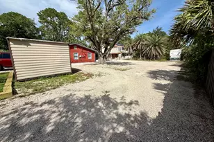 258 Patton Dr, Eastpoint, FL 32328 - Photo 6