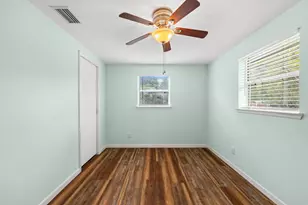 136 E Rogers St, Port Saint Joe, FL 32456 - Photo 16