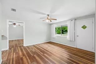 136 E Rogers St, Port Saint Joe, FL 32456 - Photo 12