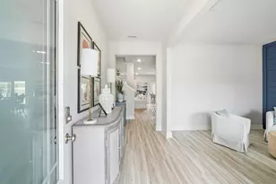 319 Sea Grv Wy, Port Saint Joe, FL 32456 - Photo 2