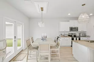 319 Sea Grv Wy, Port Saint Joe, FL 32456 - Photo 20
