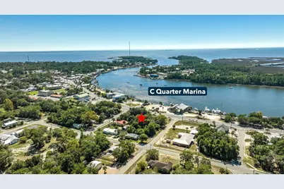 512 NW Ave A, Carrabelle, FL 32322 - Photo 4