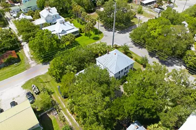 128 4th St, Apalachicola, FL 32320 - Photo 98