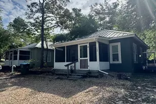 102/104 SE 1st St, Carrabelle, FL 32322 - Photo 1