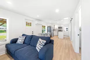 302 NW 9th St, Carrabelle, FL 32322 - Photo 10