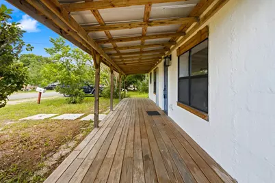 302 NW 9th St, Carrabelle, FL 32322 - Photo 8